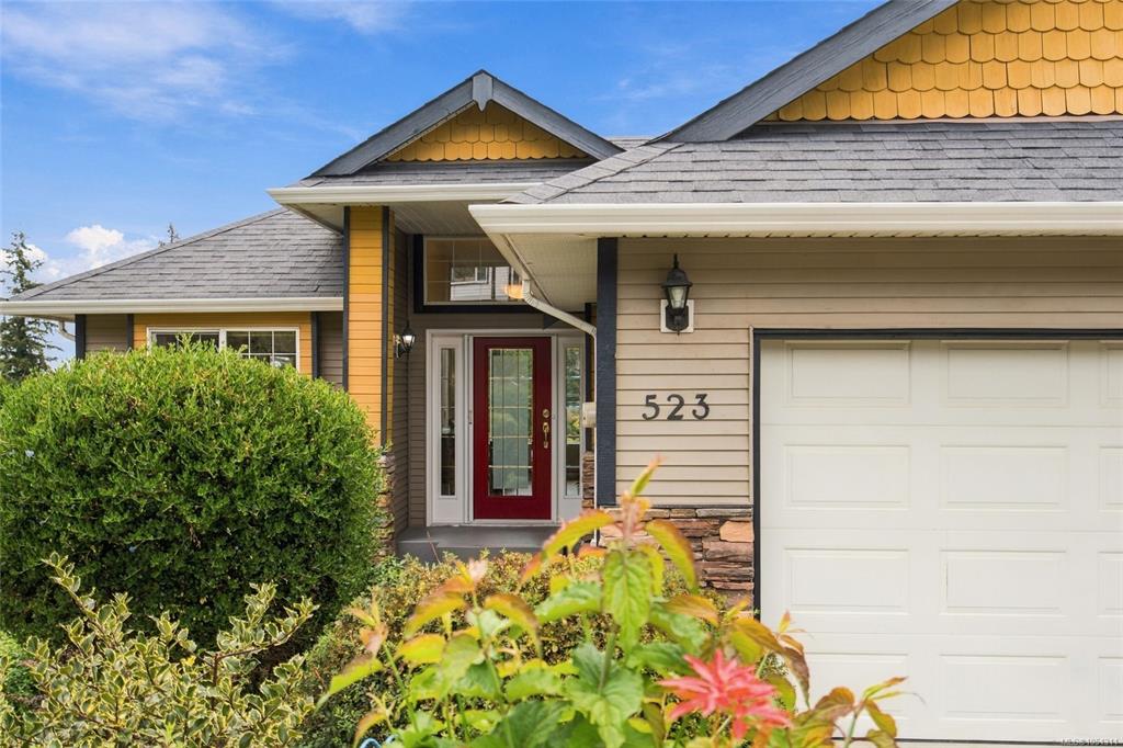 Third View of 523 Louise Rd, Ladysmith, BC, V9G 1W7