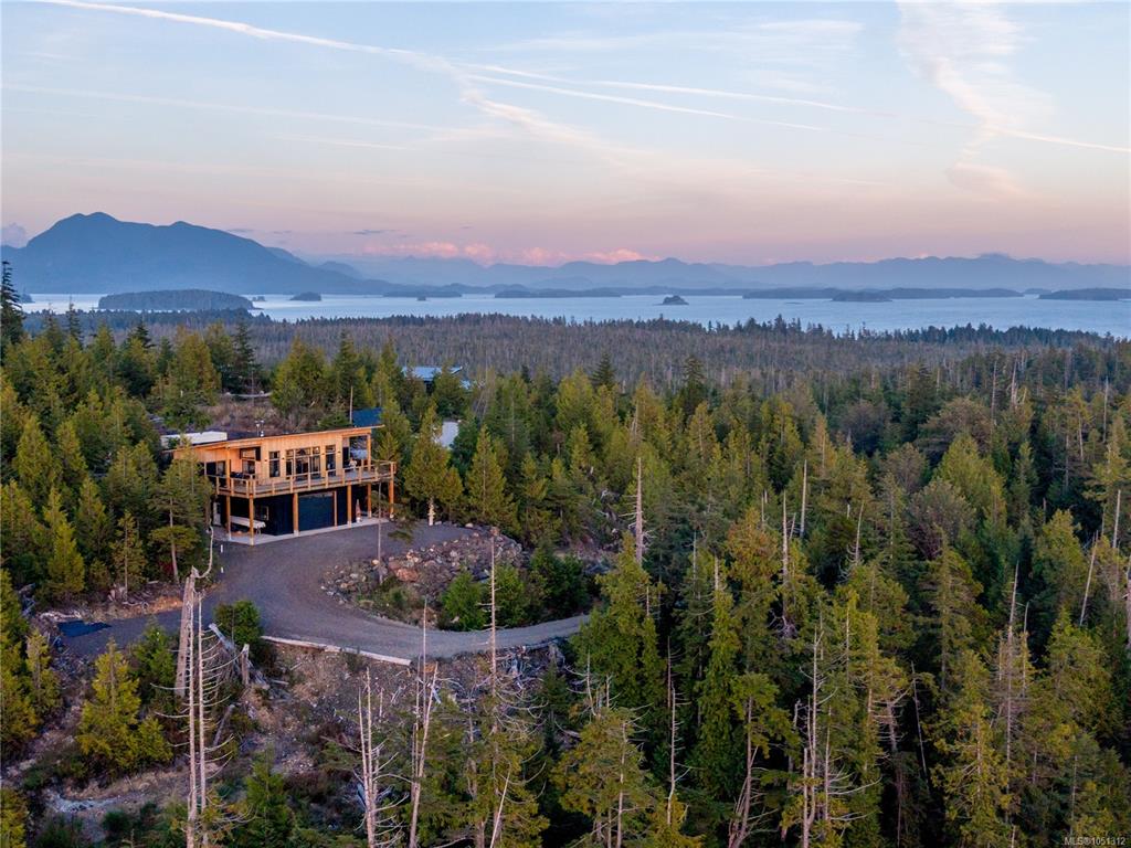 1071 Uplands Close, 1051312, BC,