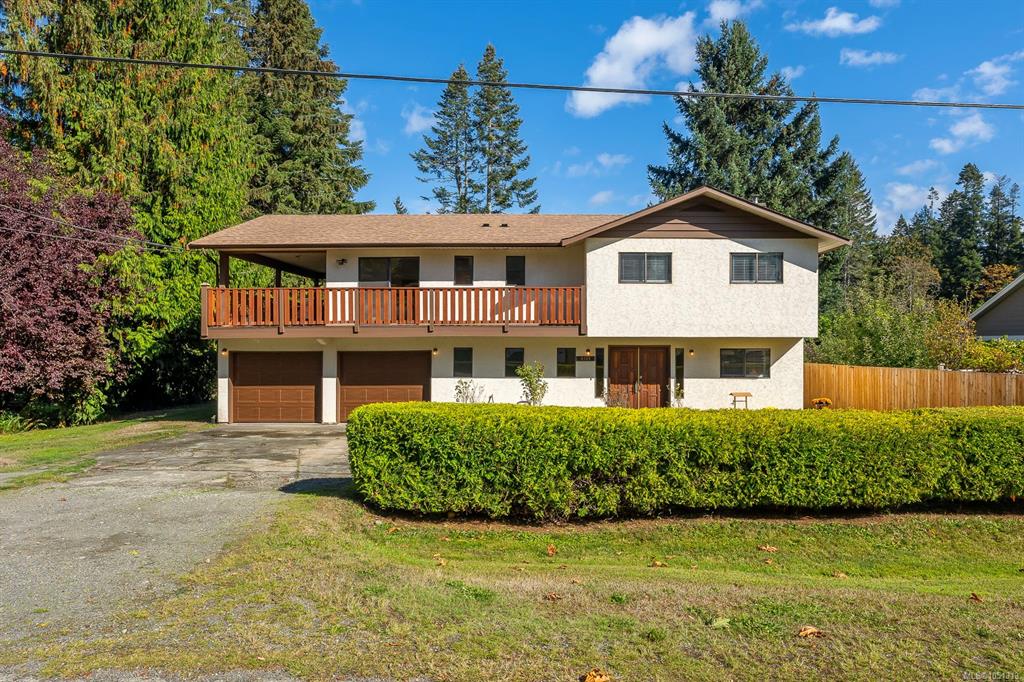 Second View of 4344 Briardale Rd, Royston, BC, V9N 9R7