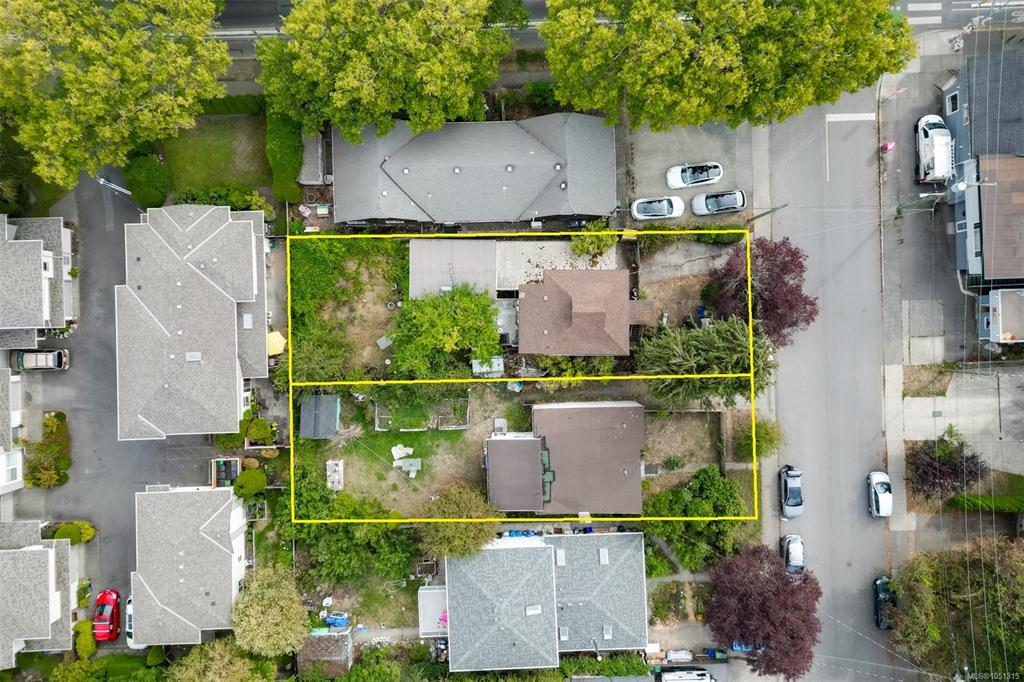Fifth View of 1636 1662 Kings Rd, Victoria, BC, V8R 2N8