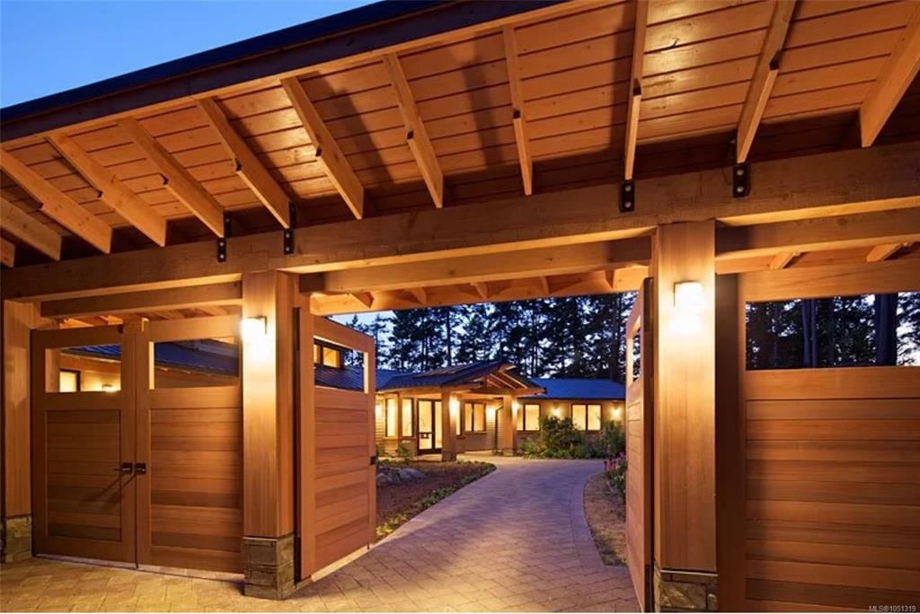 202 Old Scott Rd, 1051319, BC,