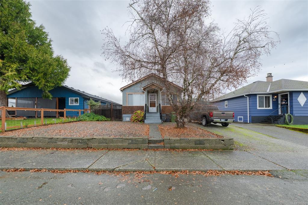 3885 14th Ave, 1051326, BC,