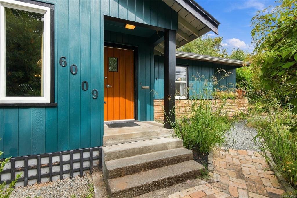 Second View of 6009 River Rd, Port Alberni, BC, V9Y 6Z8