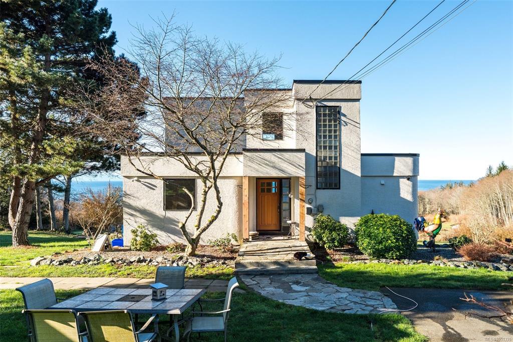 Fifth View of 4537 Otter Point Rd, Sooke, BC, V9Z 0K4