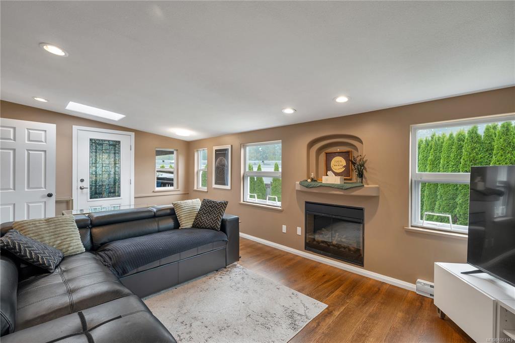 5250 Beaver Harbour Rd, 1051343, BC,