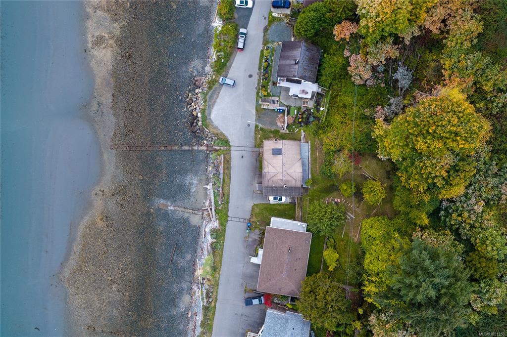 Third View of 2535 Battersea Rd, Nanaimo, BC, V9S 3X6