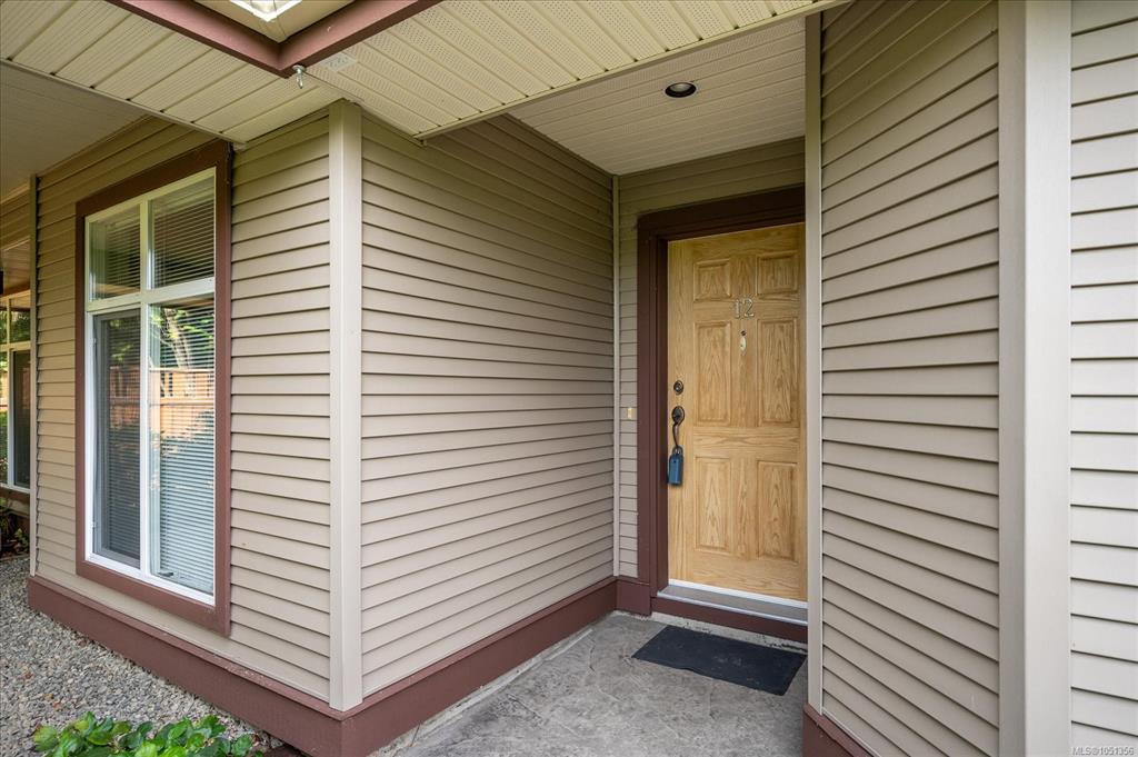 Third View of 340 Young St, Parkwood Place, Parksville, BC, V9P 1C5