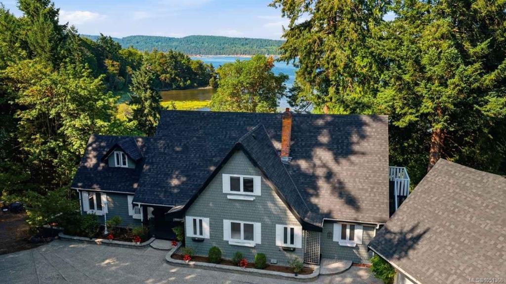 Second View of 302 Roland Rd, Ladysmith, BC, V9G 1X8
