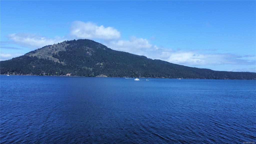 Fifth View of 760 Lands End Rd, North Saanich, BC, V8L 5K9