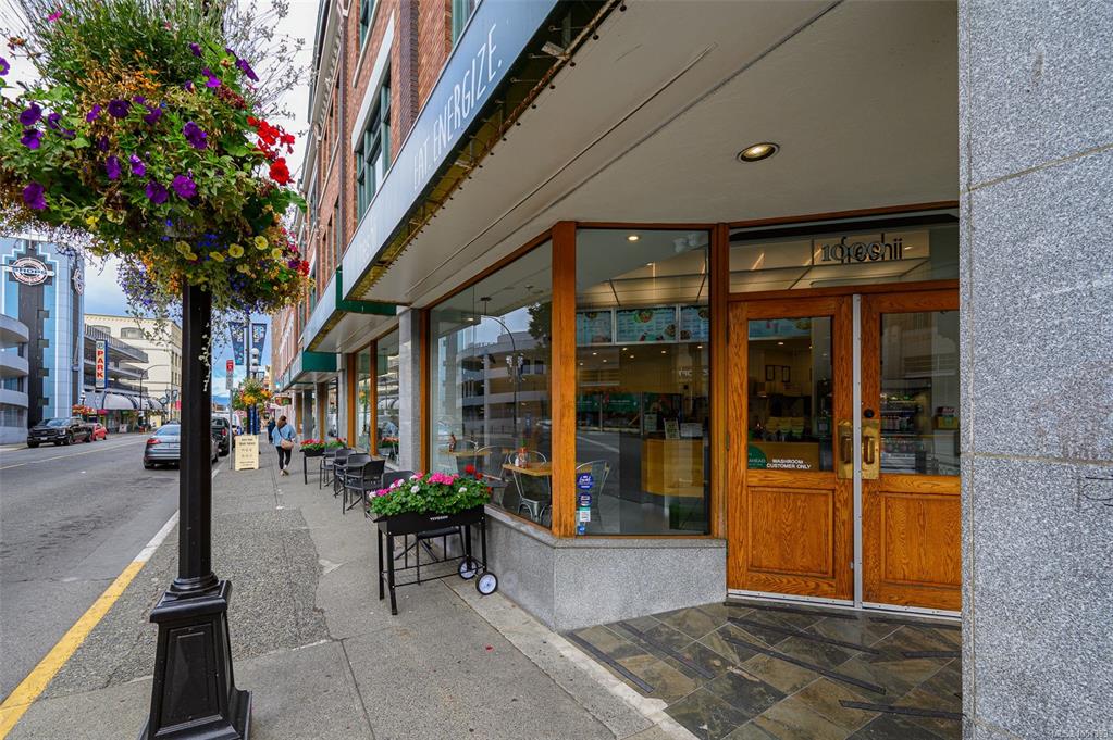 Fifth View of 1012 Douglas St, Victoria, BC, V8W 2C4