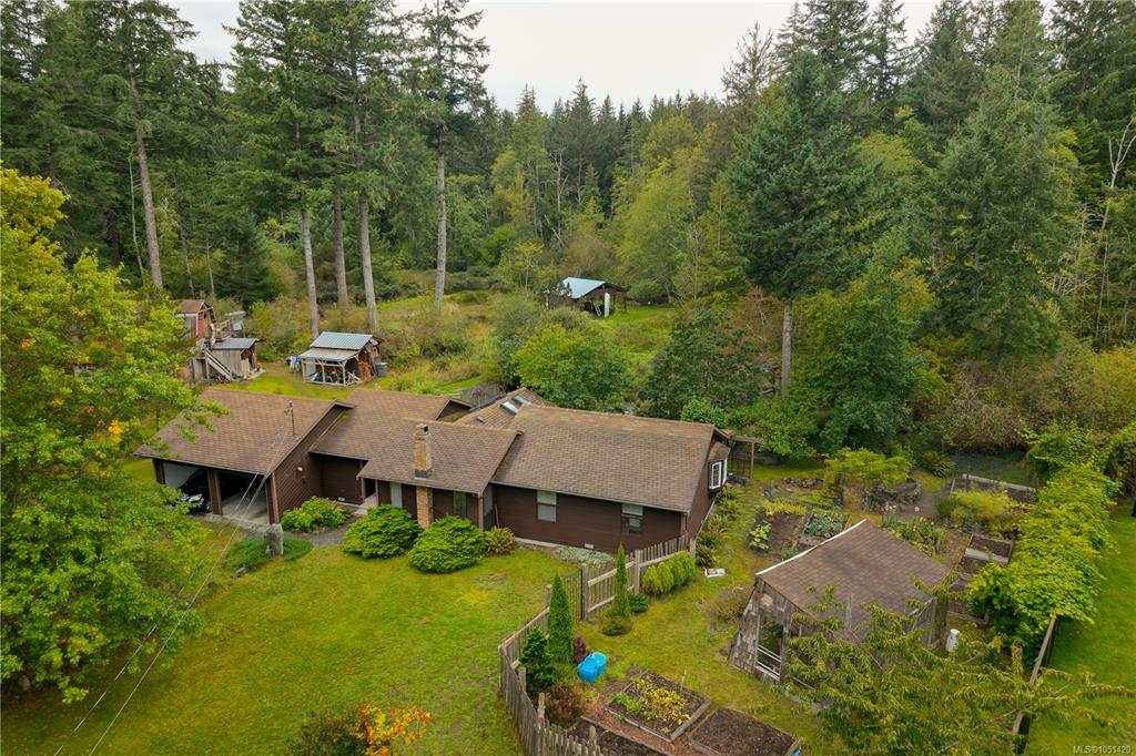 665 Fox Rd, 1051420, BC,