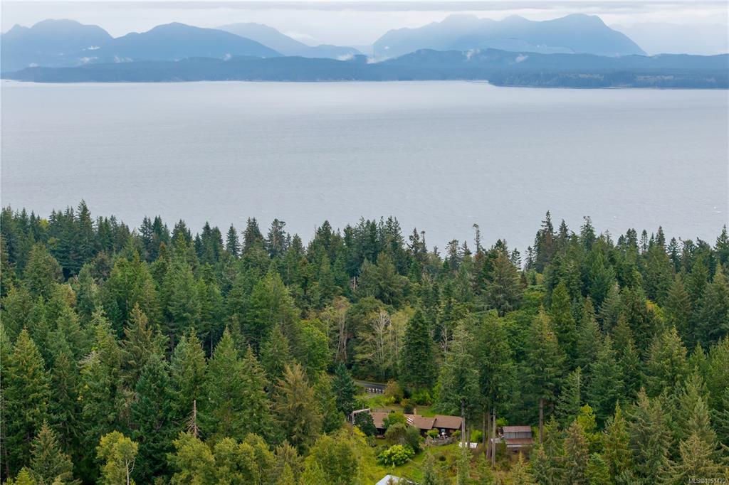Fifth View of 665 Fox Rd, Quadra Island, BC, V0P 1N0