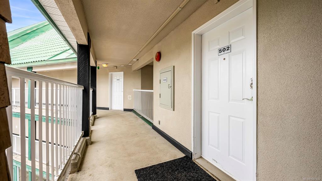 Third View of 1201 Henry Rd, PARADISE RIDGE, Courtenay, BC, V9N 7P2
