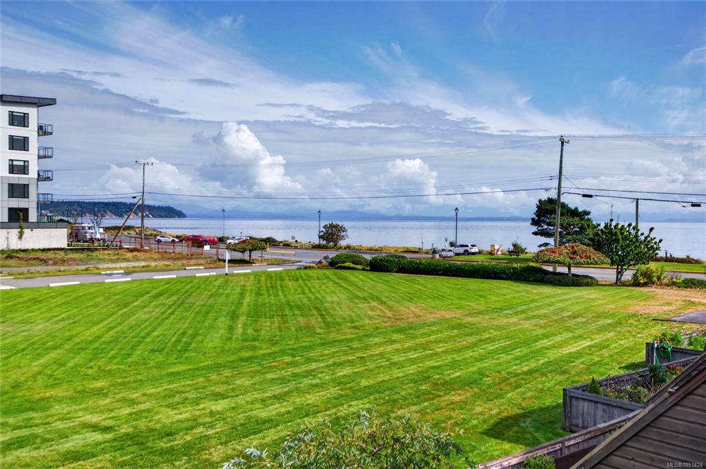 2740 Island Hwy S, 1051424, BC,