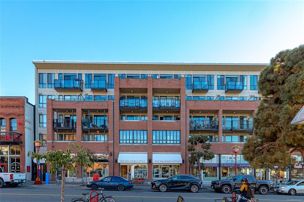 Fourth View of 517 Fisgard St, Victoria, BC, V8W 0C5