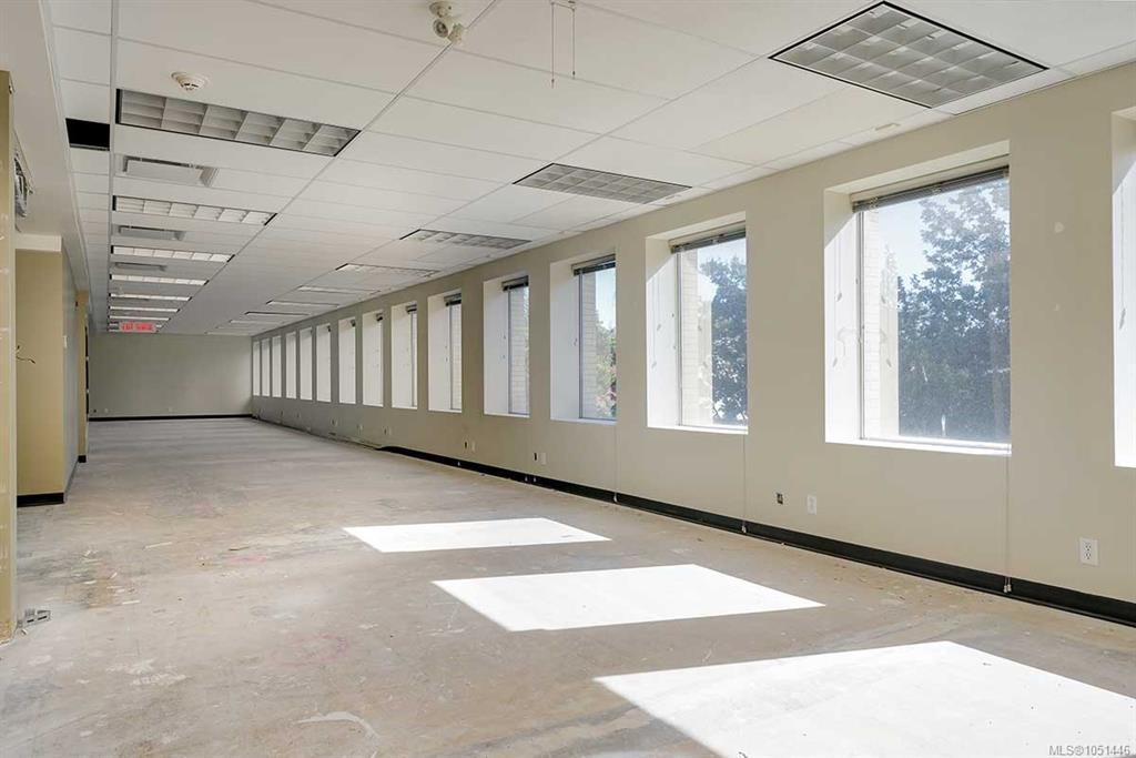 Fourth View of 754 Fort St, Victoria, BC, V8W 1H2