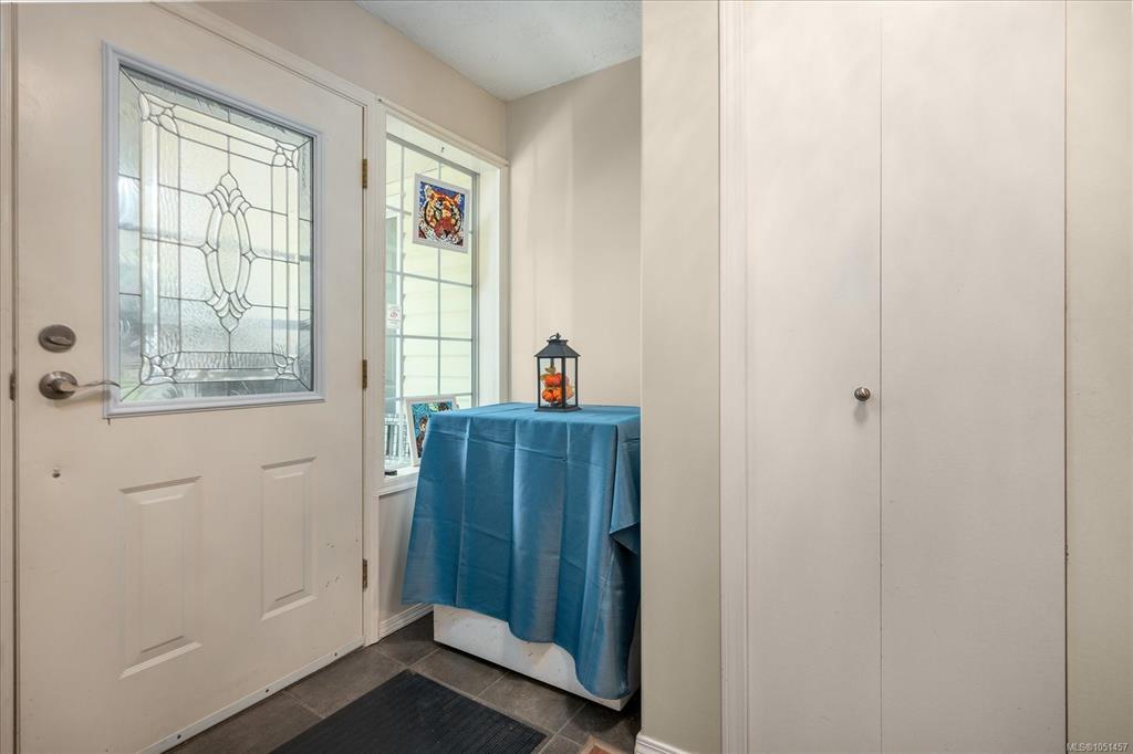 Fourth View of 555 Hooper Pl, Ladysmith, BC, V9G 1W5
