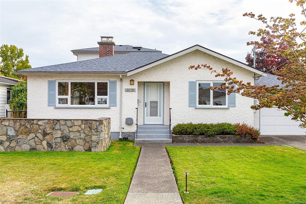Second View of 1679 Freeman Ave, Saanich, BC, V8P 1P5