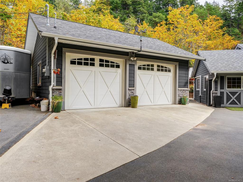 Third View of 905 Worrall Dr, Langford, BC, V9C 3C8