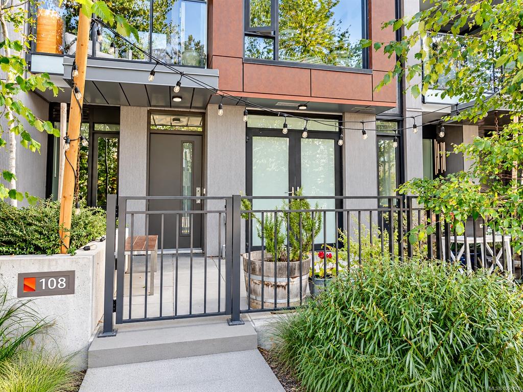 369 Tyee Rd, 1051478, BC,