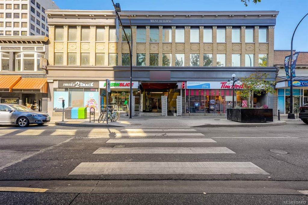 Second View of 754 Fort St, Victoria, BC, V8W 1H2