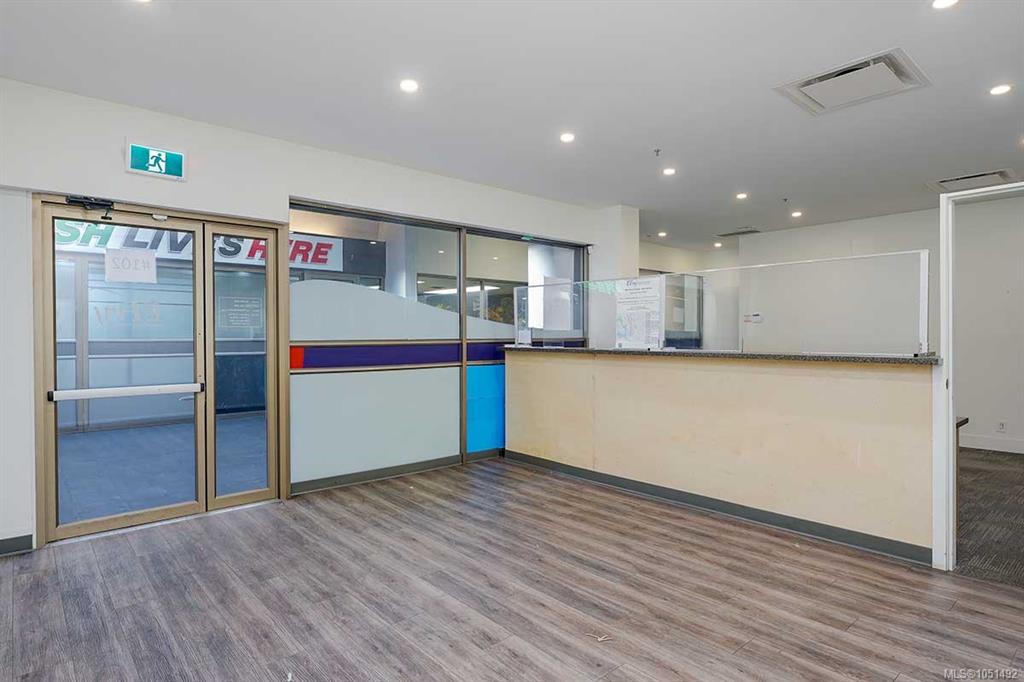 Fifth View of 754 Fort St, Victoria, BC, V8W 1H2