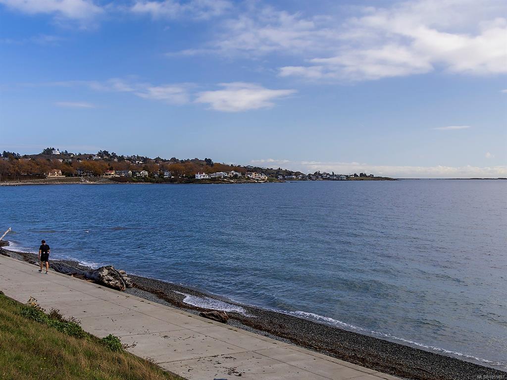 Fifth View of 1480 Dallas Rd, Victoria, BC, V8S 1A2