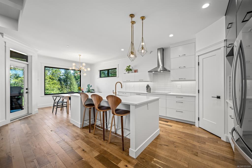 Fifth View of 1586 Crown Isle Blvd, Courtenay, BC, V9N 0G3