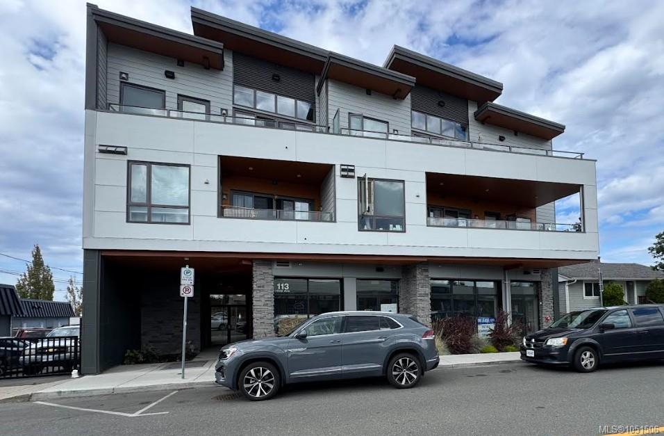 Second View of 113 Hirst Ave E, Parksville, BC, V9P 2G8