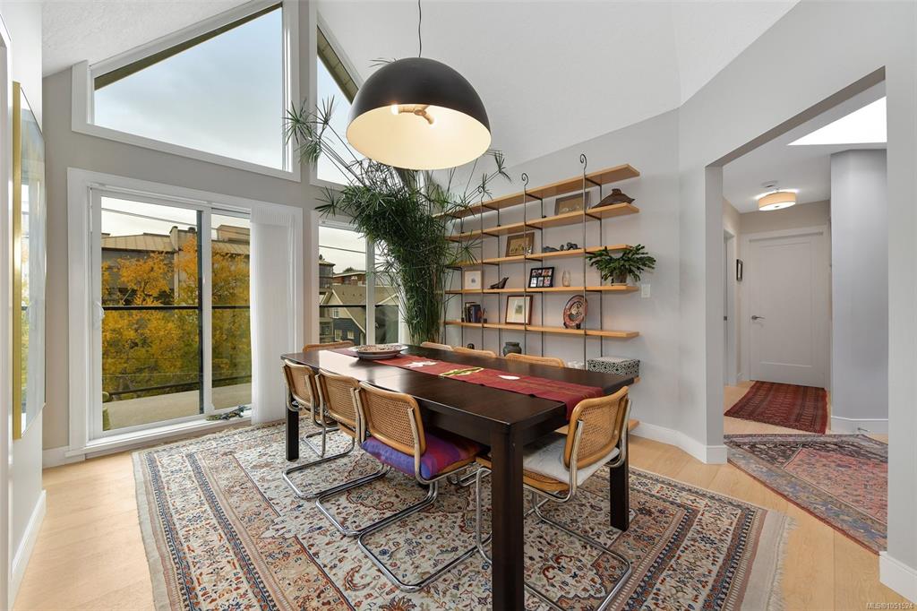 Third View of 1000 Park Blvd, Parkwood Place, Victoria, BC, V8V 2T4