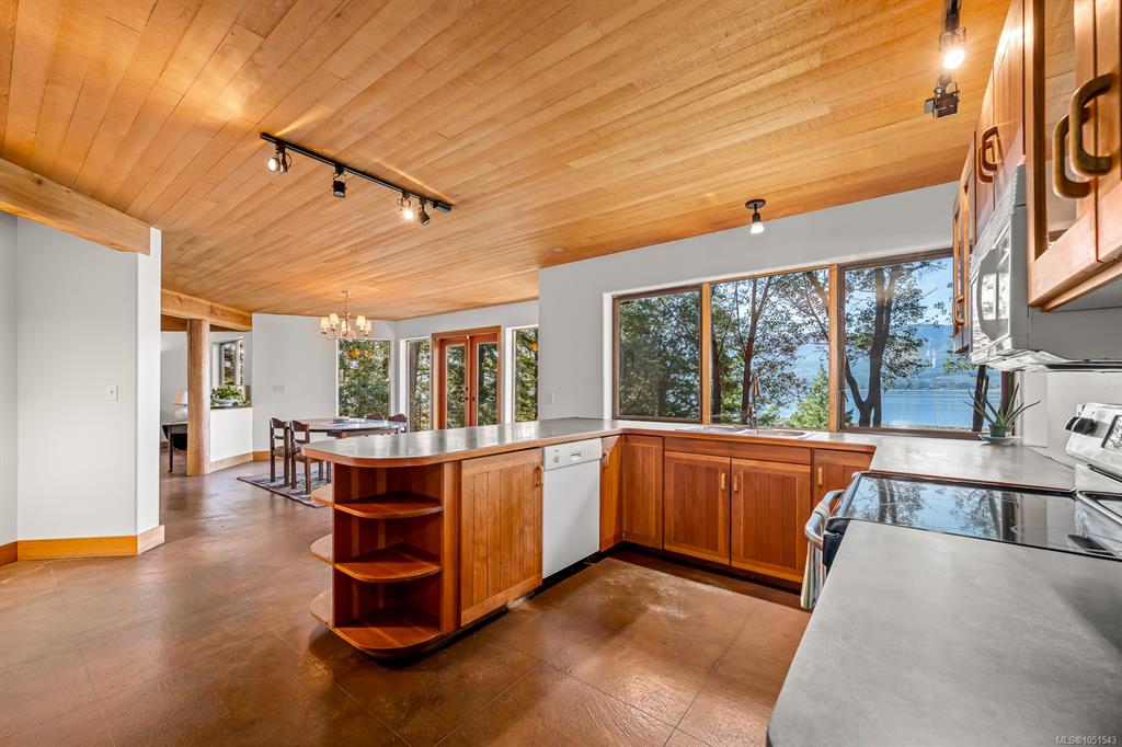Fifth View of 6161 Lacon Rd, Denman Island, BC, V0R 1T0