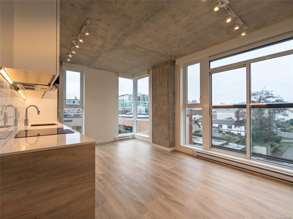 1097 View St, 1051583, BC,