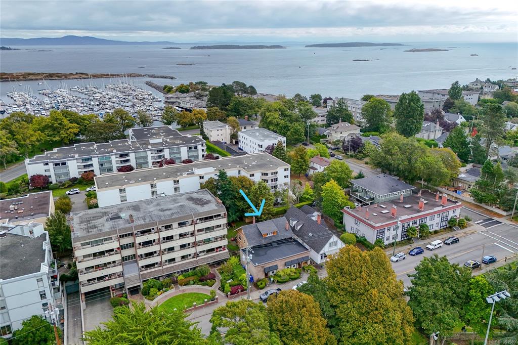 Third View of 1161 Newport Ave, Oak Bay, BC, V8S 5E6