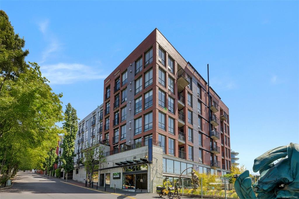 409 Swift St, 1051599, BC,