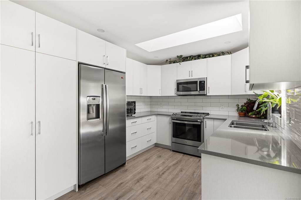 Fifth View of 32 Oregon Rd, Campbell River, BC, V9W 5T1