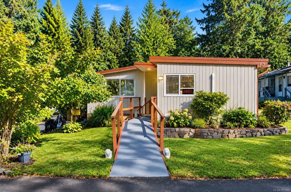 Third View of 5838 Blythwood Rd, Sooke, BC, V9Z 1H7