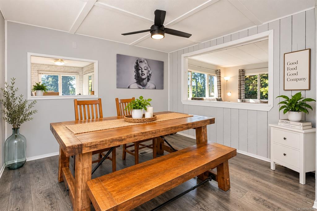 Fifth View of 5838 Blythwood Rd, Sooke, BC, V9Z 1H7