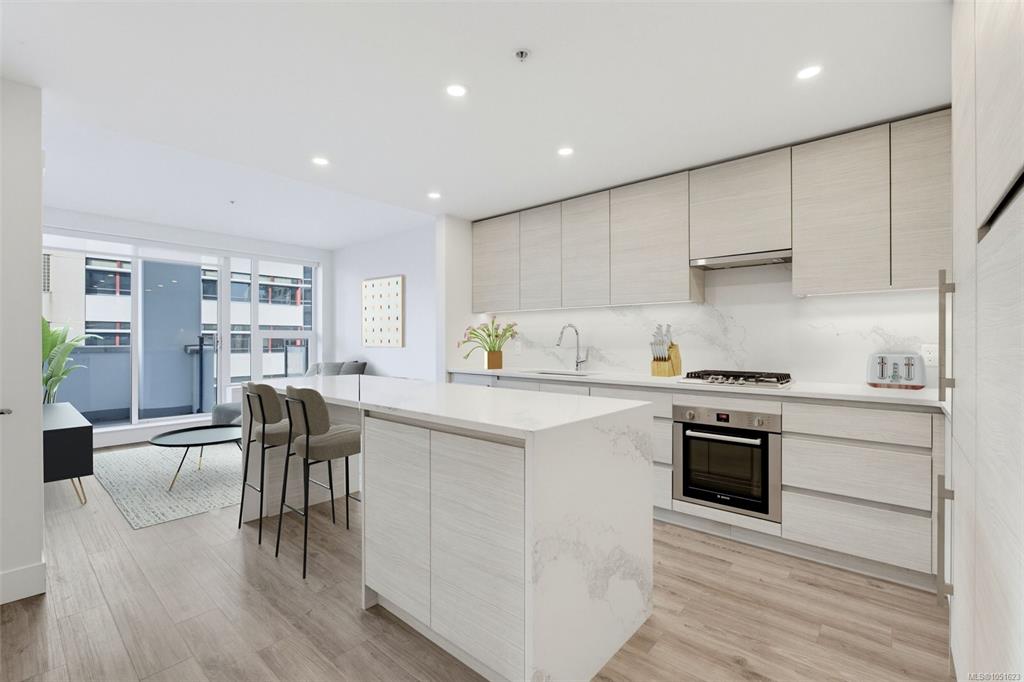 Fifth View of 777 Herald St, Hudson Place One, Victoria, BC, V9T 0C7