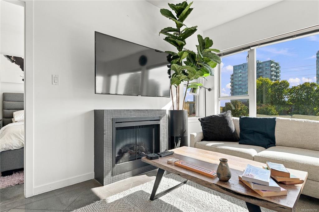 Fifth View of 848 Mason St, Victoria, BC, V8W 0A2