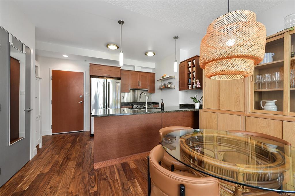 Fourth View of 737 Humboldt St, The Aria, Victoria, BC, V8W 1B1