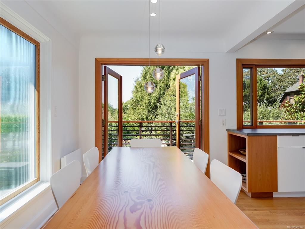 Fifth View of 1814 Belmont Ave, Victoria, BC, V8R 3Z2