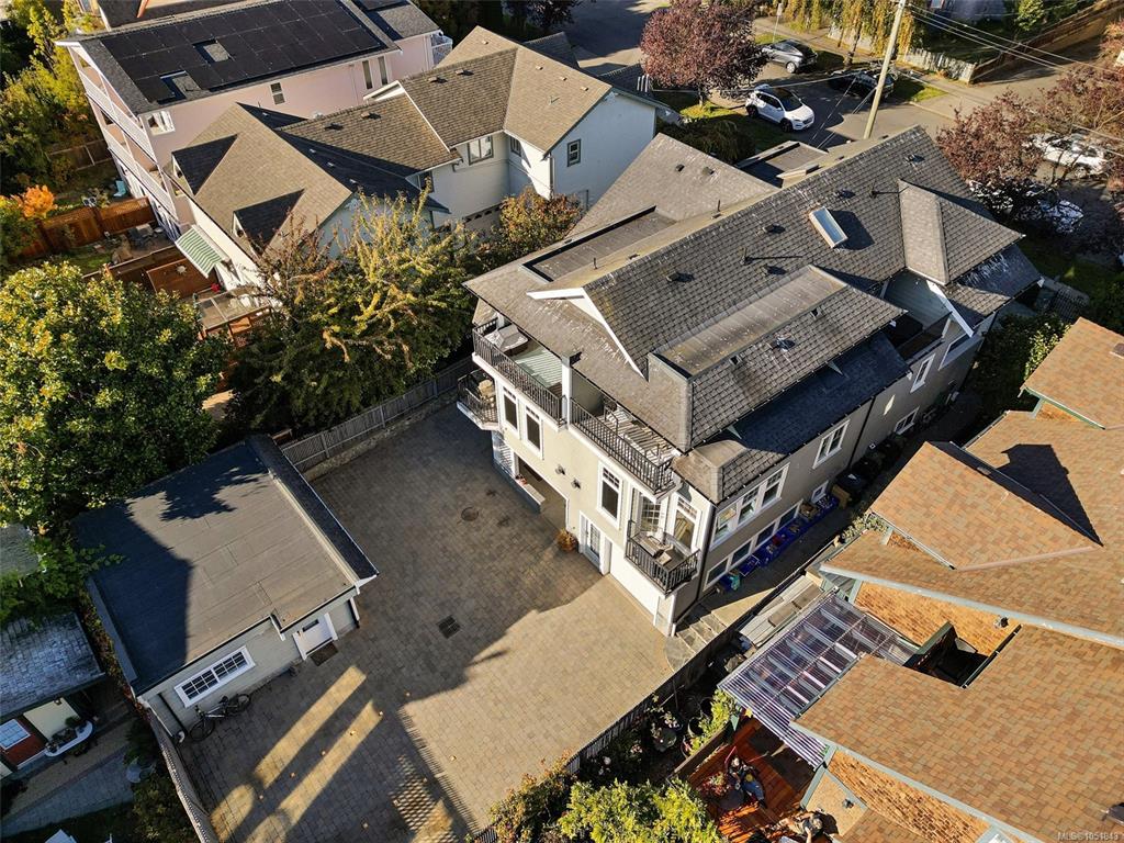Fourth View of 225 Kingston St, Victoria, BC, V8V 1V5