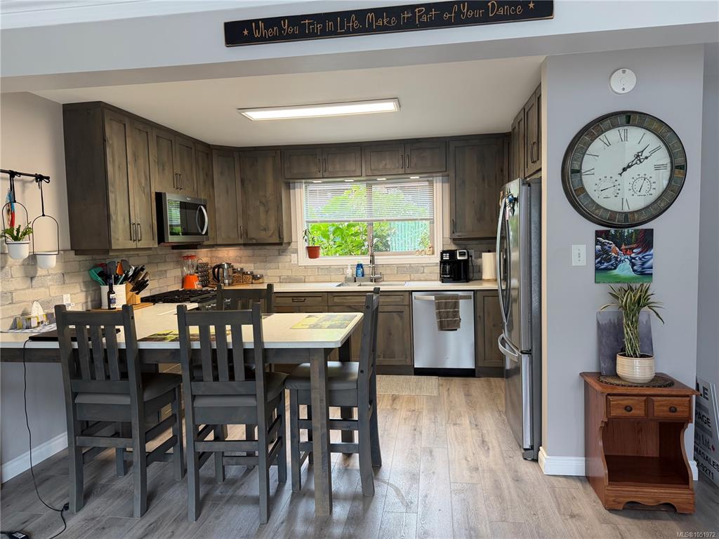 Fifth View of 202 Haida Ave, Evergreen Terrace, Port Alice, BC, V0N 2N0