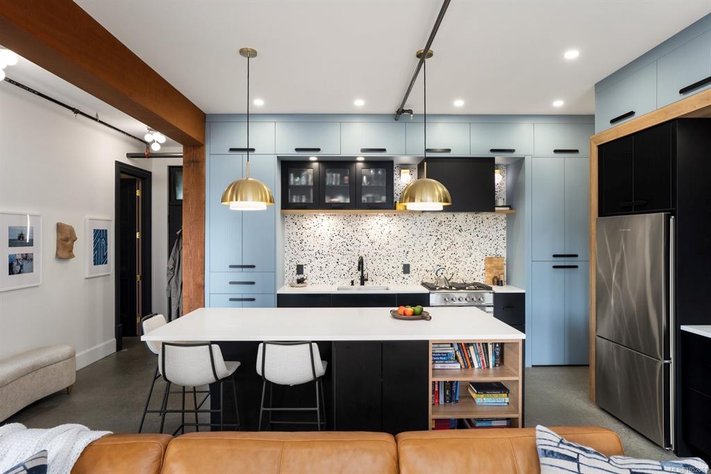 Fifth View of 455 Sitkum Rd, The Edge, Victoria, BC, V9A 7N9