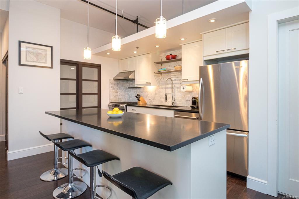 Fifth View of 455 Sitkum Rd, Victoria, BC, V9A 7N9