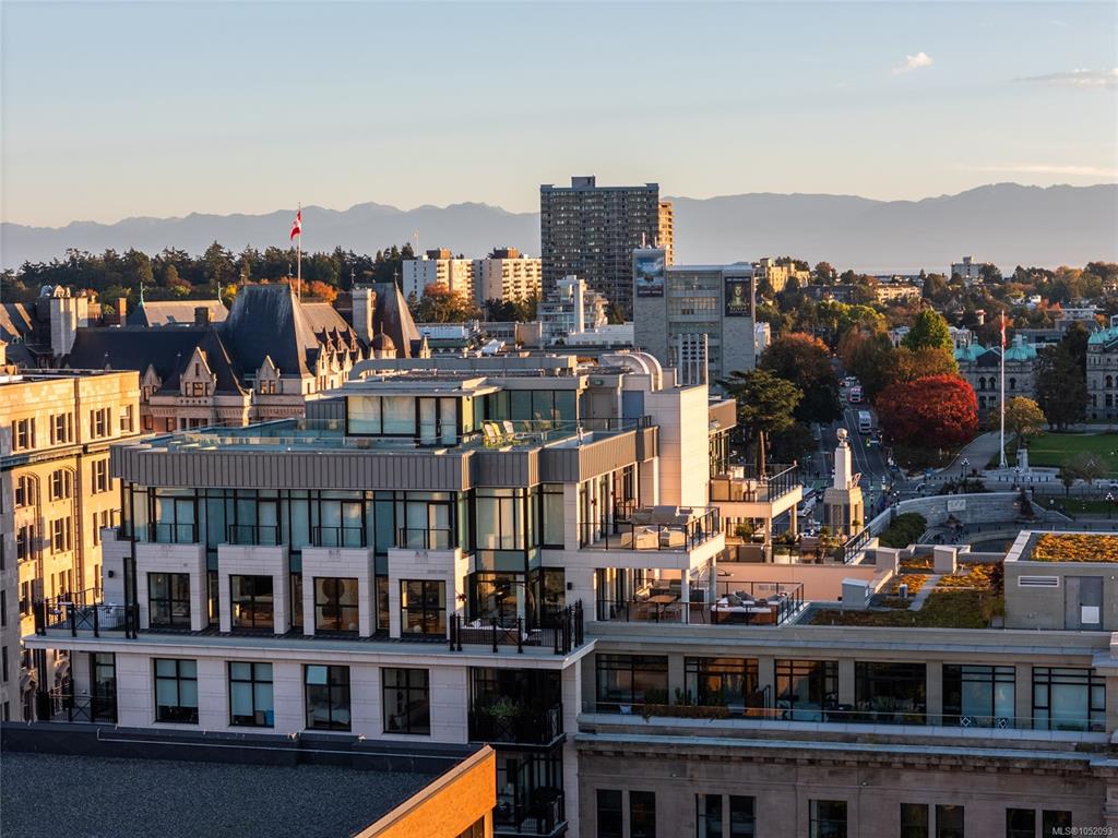 Third View of 888 Government St, Customs House, Victoria, BC, V8W 0G5