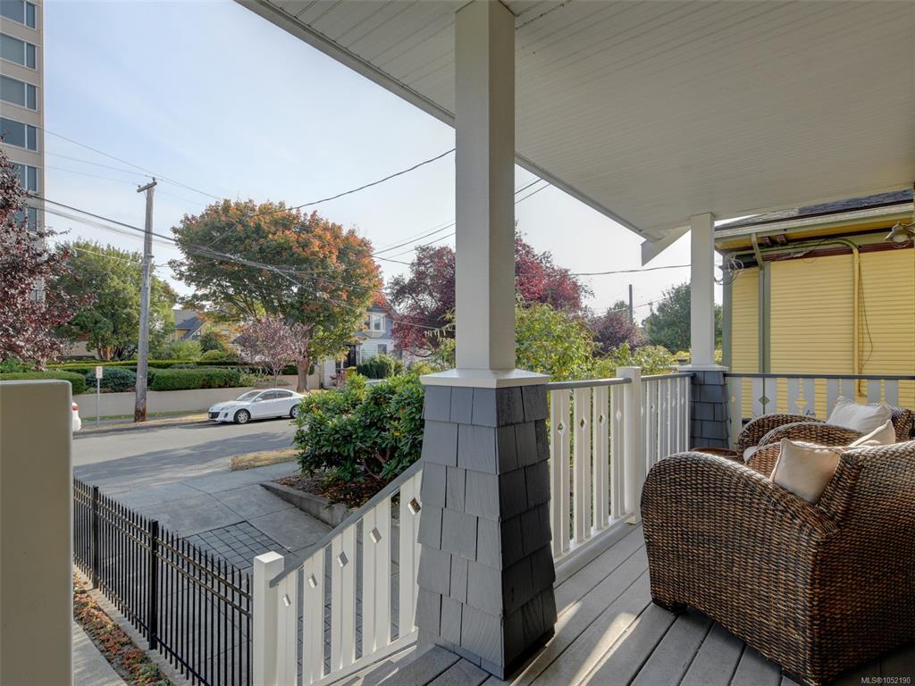 Fourth View of 134 Clarence St, Victoria, BC, V8V 2J2