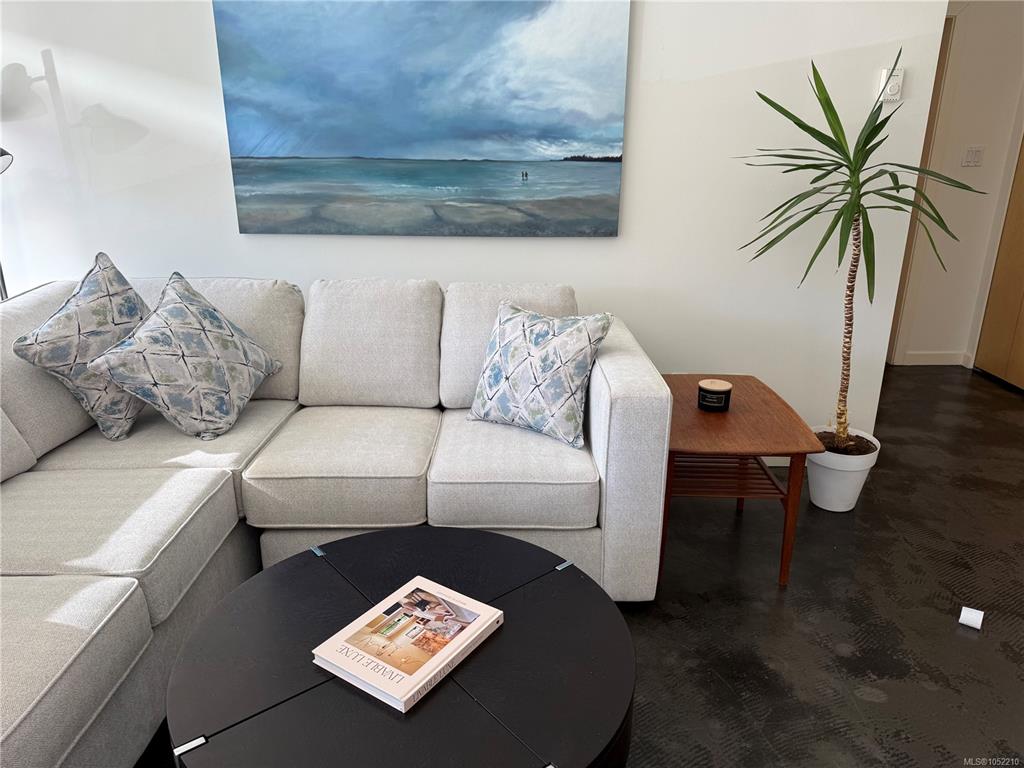 Fifth View of 848 Mason St, The Soho, Victoria, BC, V8T 0A4