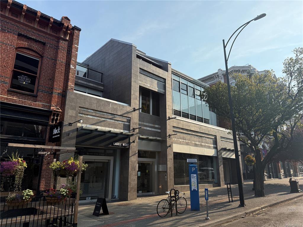 Second View of 546 Yates St, Victoria, BC, V8W 1K8