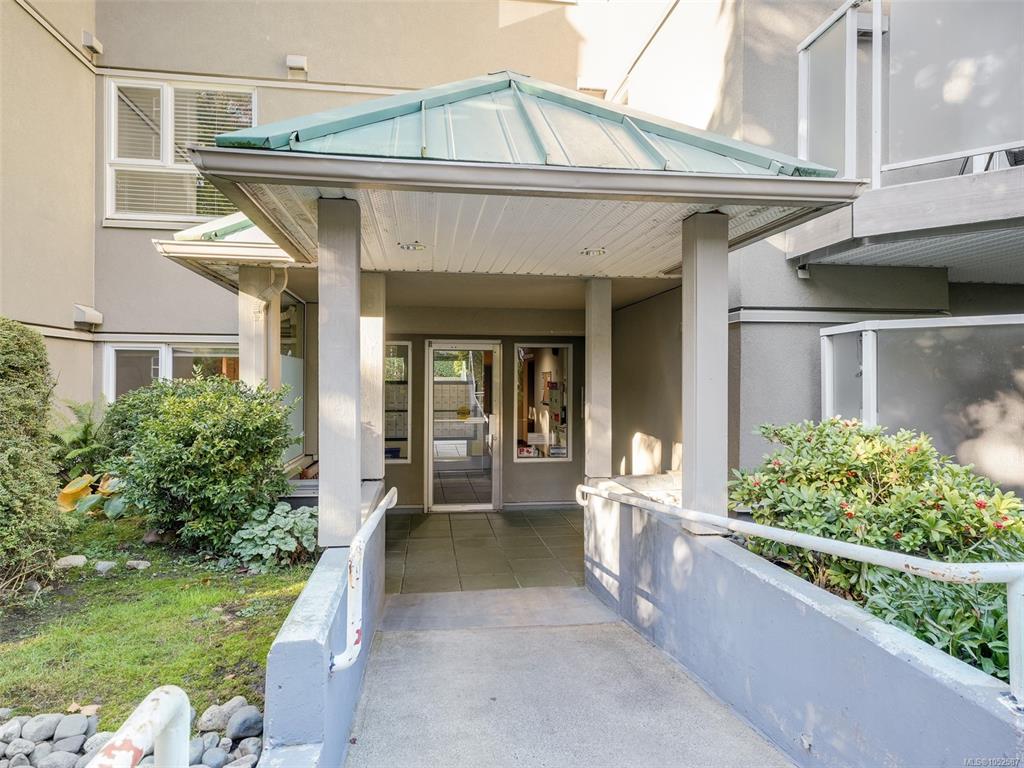 Third View of 2520 Wark St, Nautica West, Victoria, BC, V8T 5G6